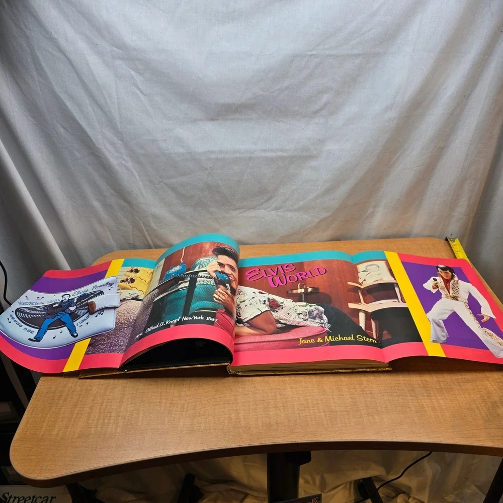 Elvis' World by Michael E. Stern & Jane Stern 1987 Hardcover Dust Jacket 1st Ed